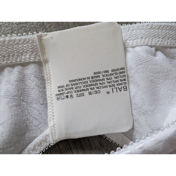 Bali Double Support Wirefree Bra Style 3372 Spa White Size 42C Lace Design - Picture 6 of 7